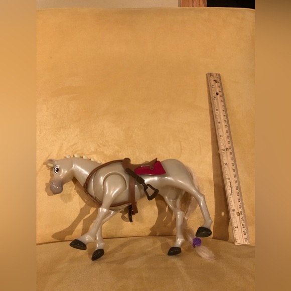 Maximus toy horse good used condition - Picture 3 of 9